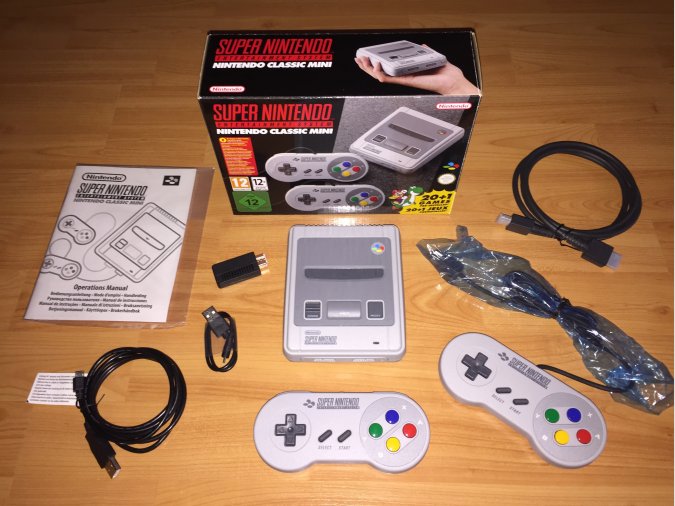 Super Nintendo Classic Mini con extras