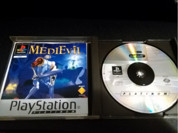 Medievil Sony Playstation con manual