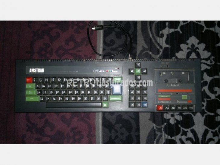 Amstrad CPC464 (sin monitor)