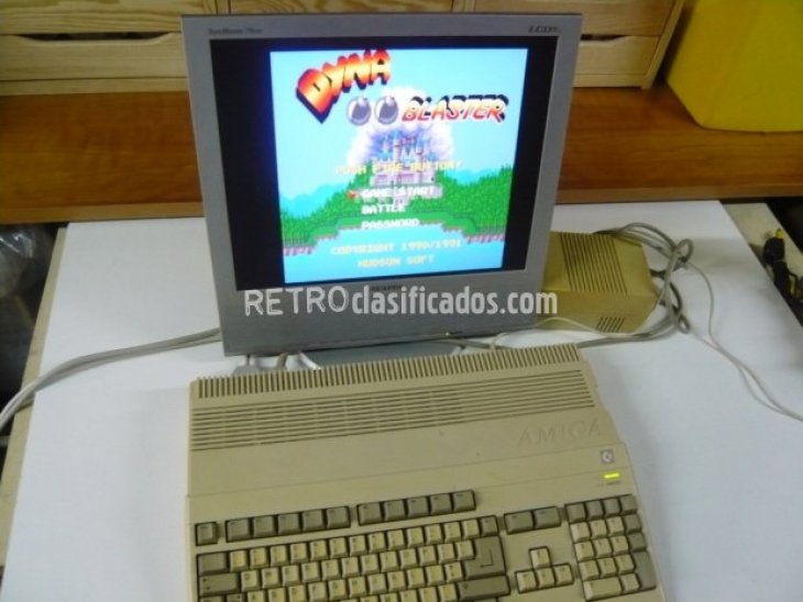 Commodore Amiga 500 en caja 7