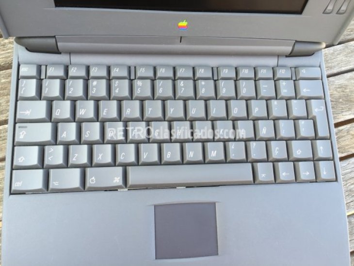 Apple Macintosh PowerBook 520c 2