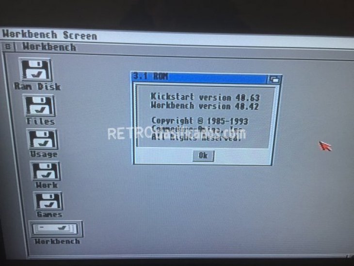 Amiga 600 2MB 4GB 5