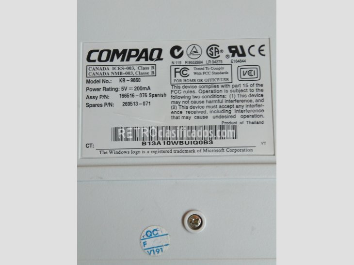Teclado COMPAQ Modelo KB-9860 PS/2,104 teclas 2