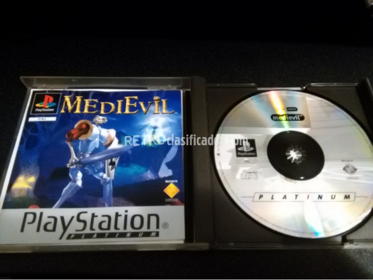 Medievil Sony Playstation con manual 1