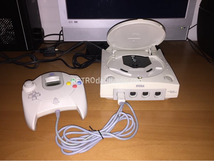 Sega Dreamcast console system boxed 4