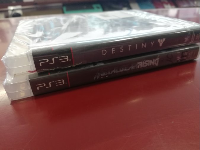 PACK 2 JUEGOS PLAYSTATION 3 DESTINY+METALGEAR RISING PRECINT