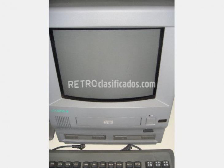 Fujitsu FM Towns II (Modelo UX 20) 2Mb 2