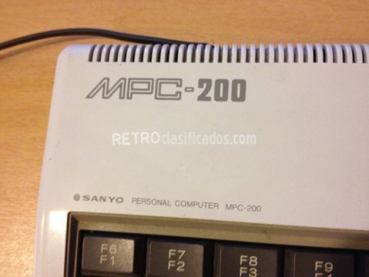 MSX Sanyo MPC-200 2