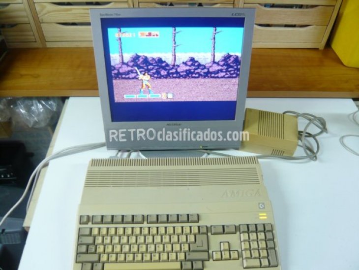 Commodore Amiga 500 en caja 1