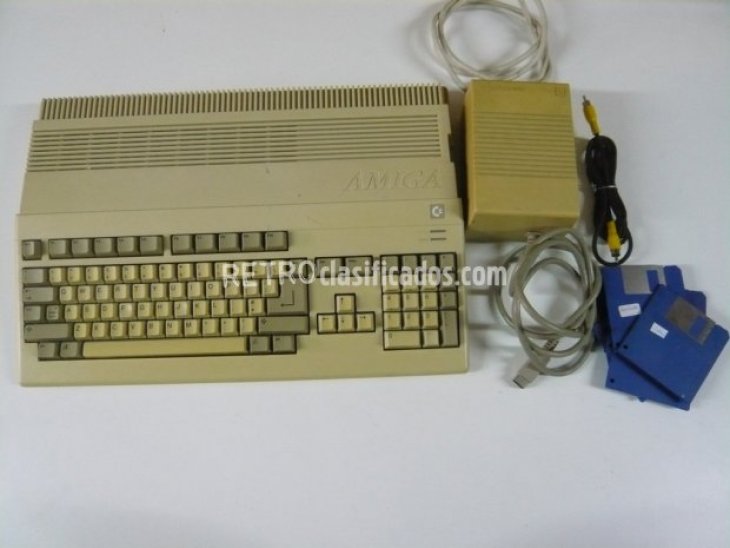 Commodore Amiga 500 en caja 4