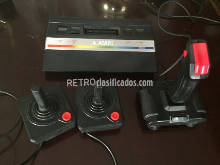 ATARI 2600 Jr ORIGINAL,3 MANDOS Y JUEGO 3