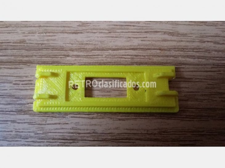 Tapa trasera expansion VGA y DVI 2