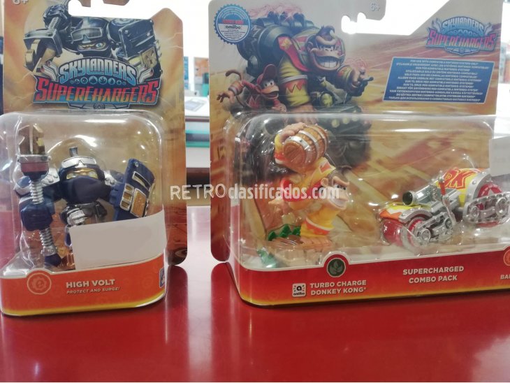 PACK MUÑECOS SKYLANDERS SUPERCHARGERS NUEVOS 2