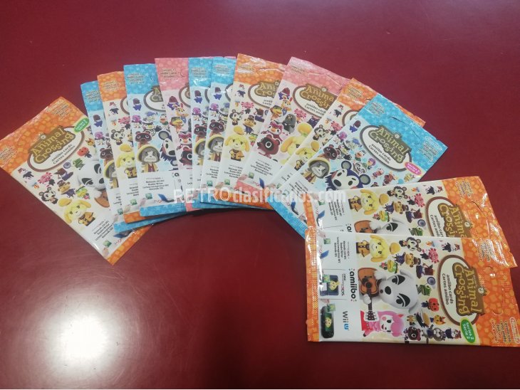 13 PAQUETES DE CROMOS ANIMAL CROSSING AMIIBO NUEVOS 1