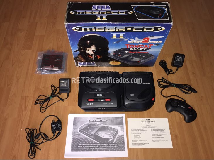 Sega Mega-CD con Mega Drive y juego 1