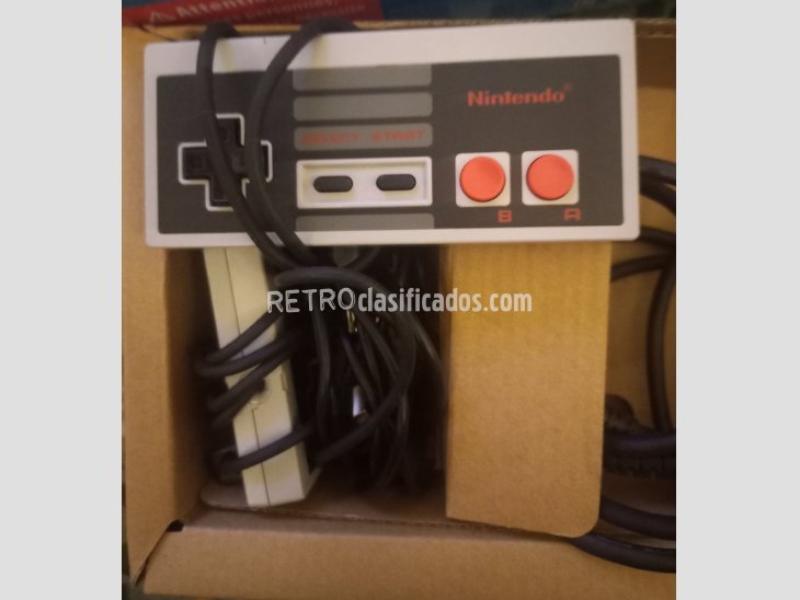 Nintendo Classic mini 2 mandos y 30 juegos  4