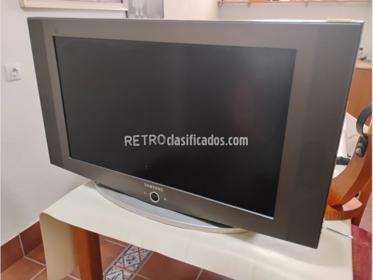 Televisor monitor PC SAMSUNG LE32T61S con total conectividad 3