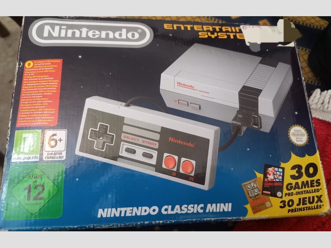 Nintendo Classic mini 2 mandos y 30 juegos 