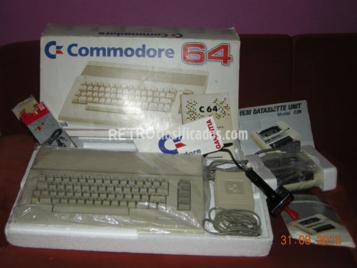 COMODORE 64+JUEGOS+LIBROS 3